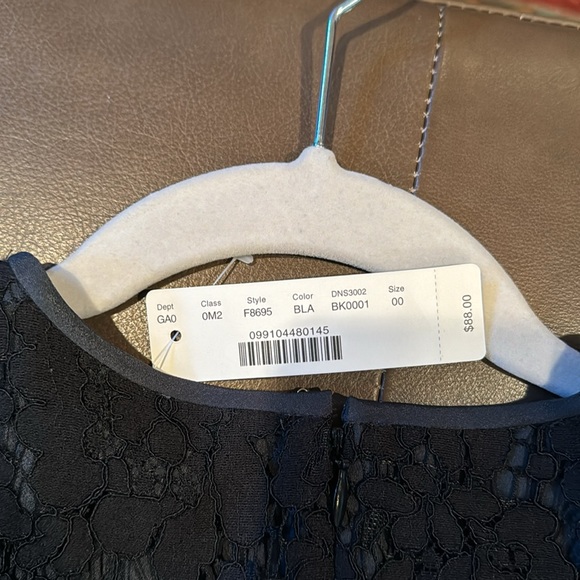 Black J Crew lace blouse new with tags - Picture 4 of 4